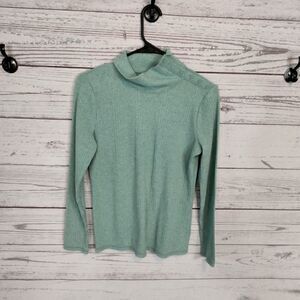 "No Brand" woman's like a turtle neck shirt